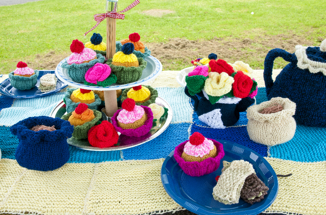 Cakes in wool